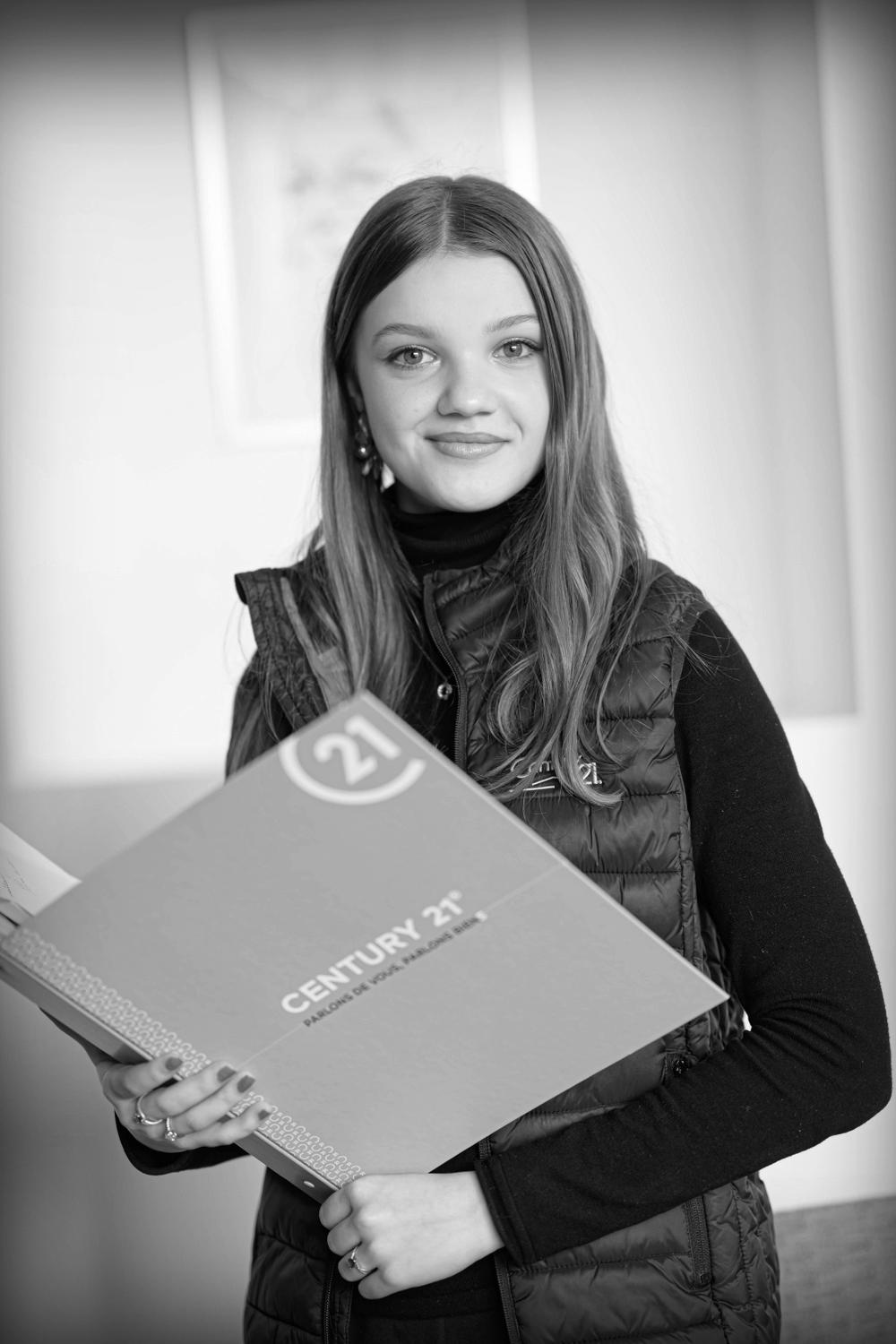 Elena MATHIOT, Conseillère