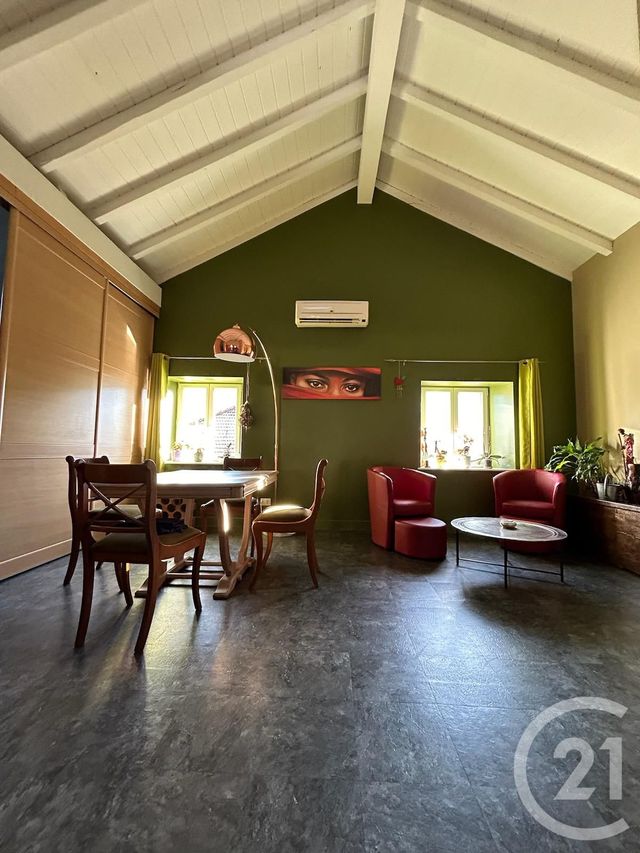 Appartement F8 à vendre - 9 pièces - 179.0 m2 - SAULXURES SUR MOSELOTTE - 88 - LORRAINE - Century 21 Monts Et Vallées